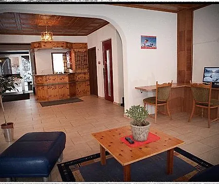 Primavera Hotel 2*